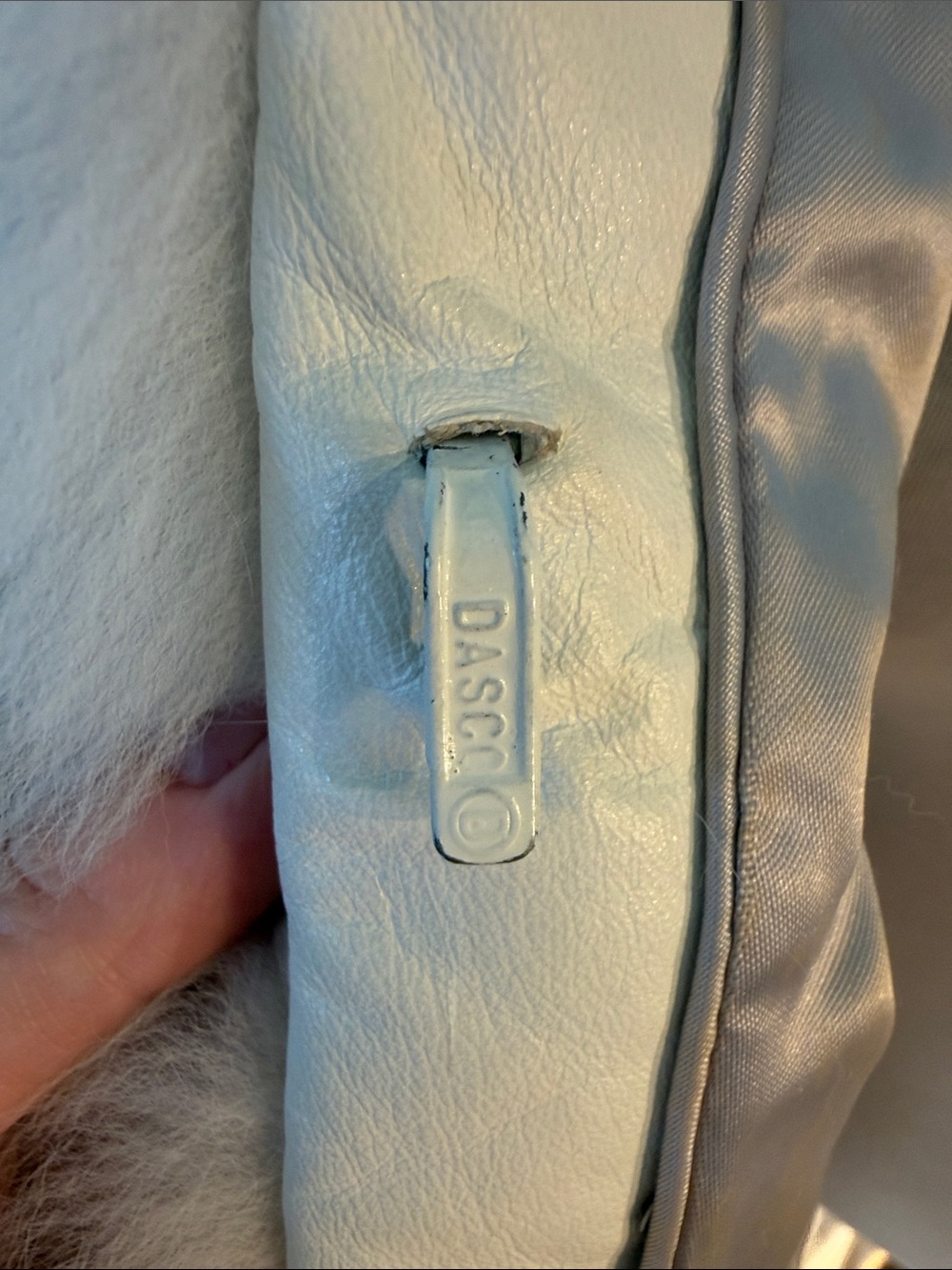 Saga Fox Vintage 1980 Luxury Silver Fox Fur Coat - Picture 16 of 17